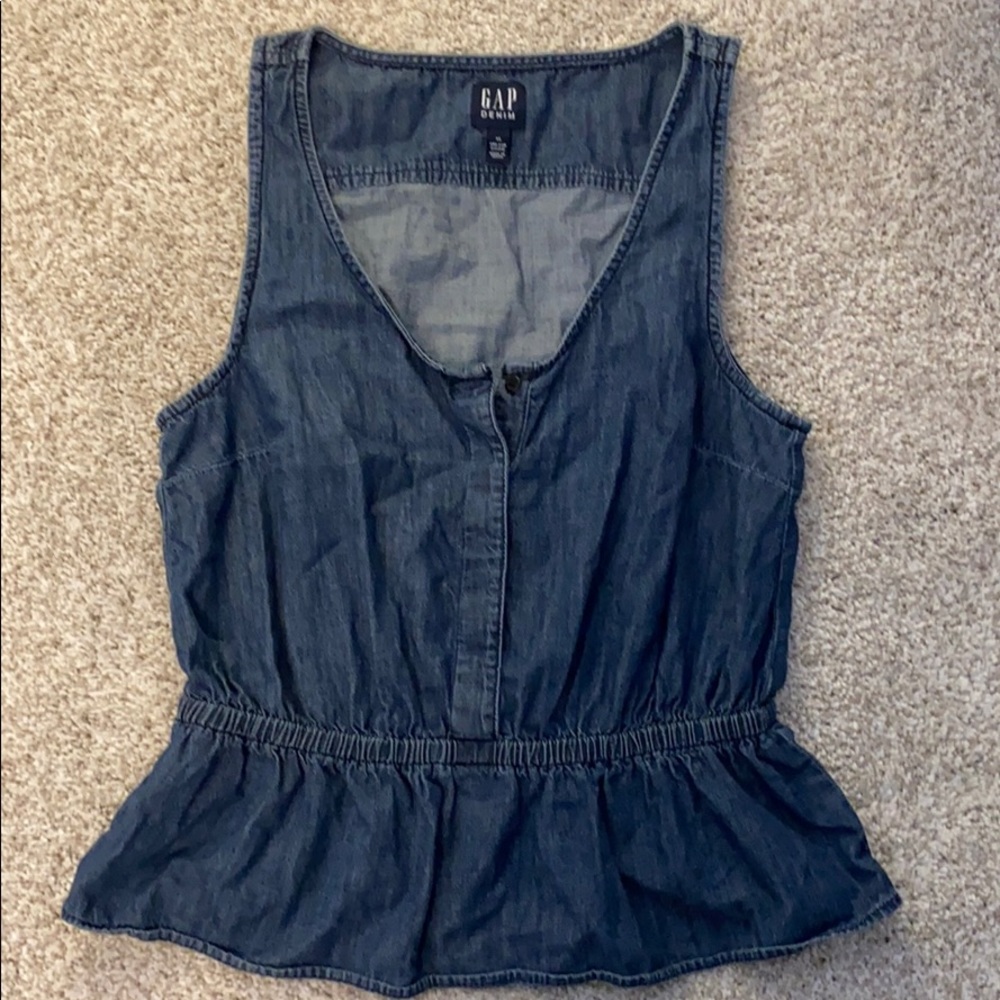 Gap Top